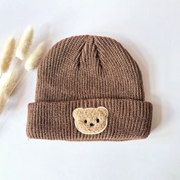 Rattle Beer Beanie - Brown Warm knitted hat for babies and toddlers