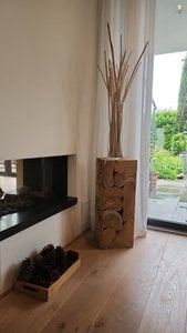 Side table and plant pot - Cube Medium 30x30x80 cm