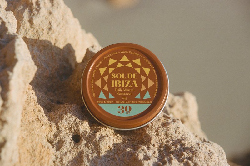 Mały rozmiar – Puszka do twarzy i ciała SPF30 bez plastiku – 30g