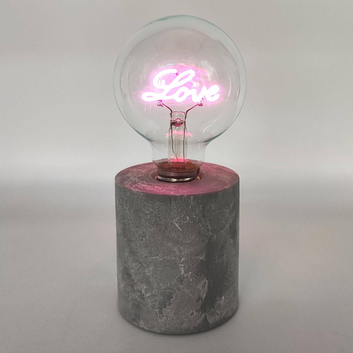 Lucia - table lamp, concrete look base with LED lamp “Love”, pink