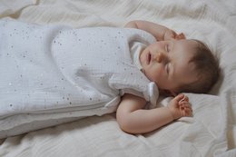100% certificeret OEKO -TEX certificeret bomuld| Hyggelig Newborn Sovepose I Baby Wrap I Newborn Essentials