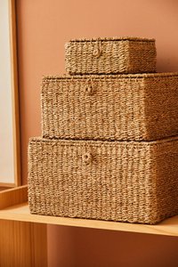 Handgefertigte Schachtel aus Schilfrohr mit Catola-Knopfverschluss