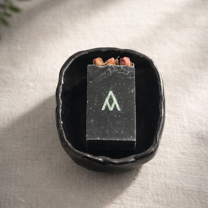 SKIN DETOX NATURAL SOAP ROSE & CHARCOAL