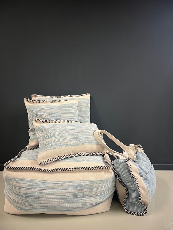 Kissen Azure – Hellgrüne Creme