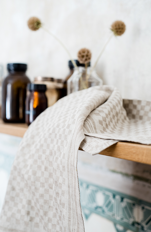 Half linen tea towel "CHESBOARD"