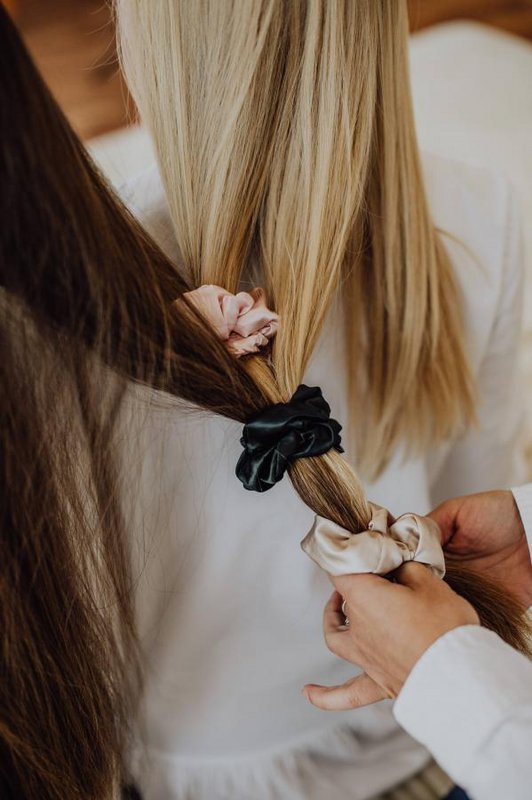 Silk Scrunchie L Størrelse Pink