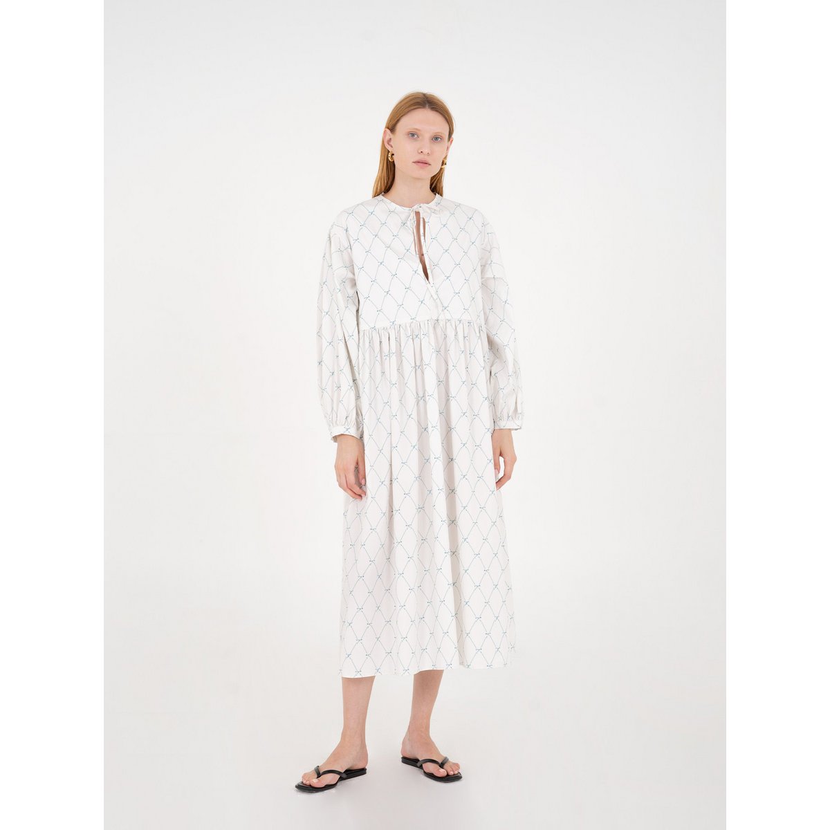 Vestido blanco con estampado de lazo Cityscape