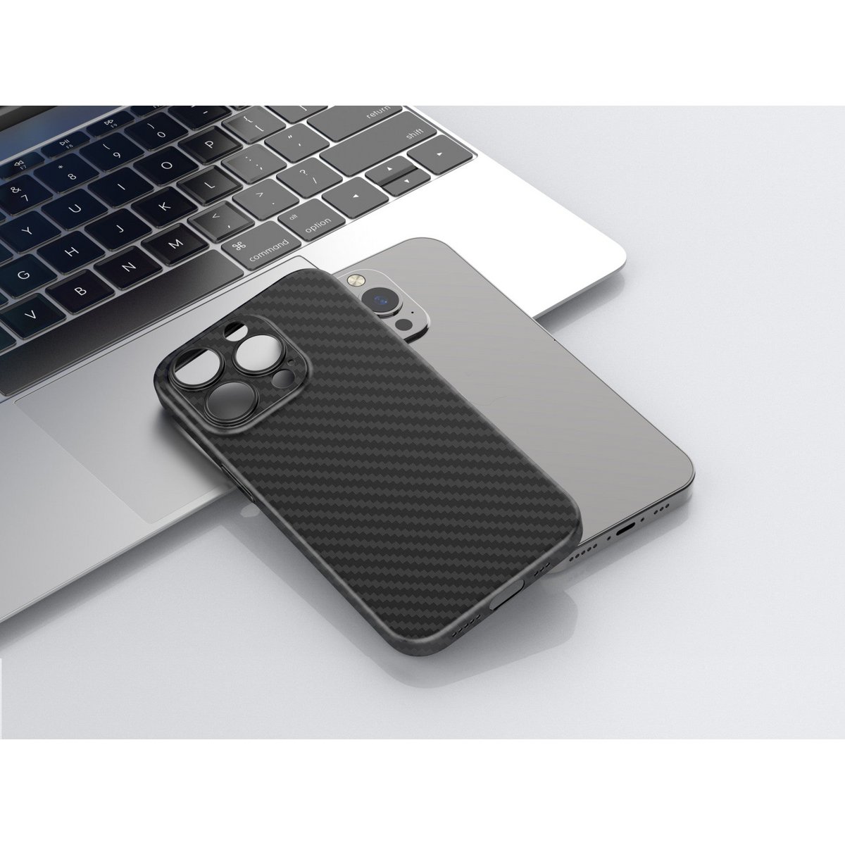 Techancy Capa Para Telemóvel Ultra Fina Em Fibra De Carbono KX5603, Compatível Com Iphone 14 Plus, Material Pp De 0,5 Mm.