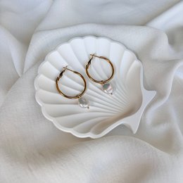 Golden Reflections - Large gold and pearl circles