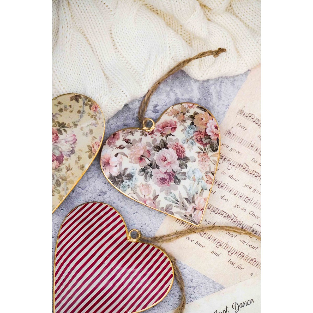 Hanging metal heart Vintage 10 cm