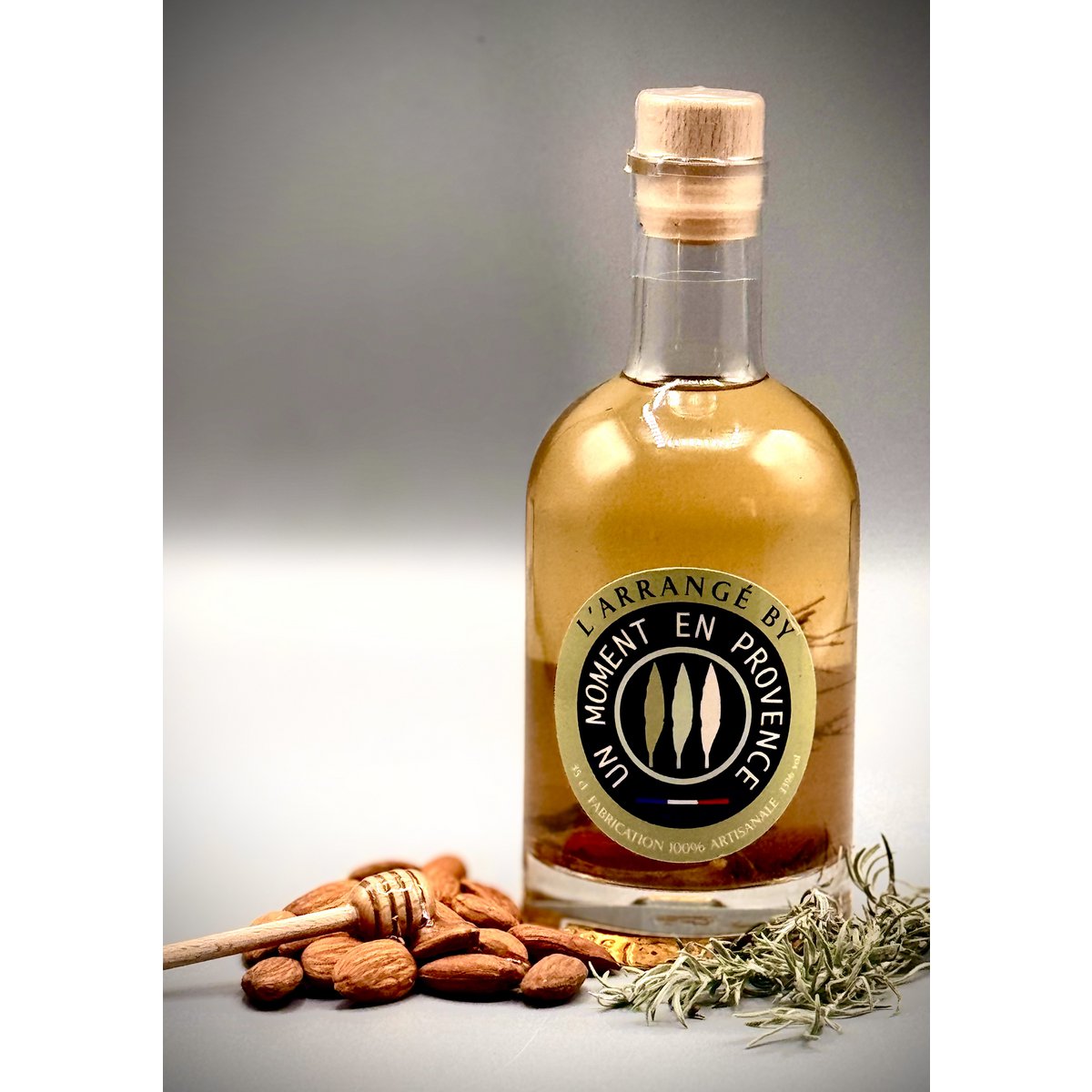 Rhum Arrangé Thym 35 cl : Une Évasion Provençale dans Chaque Goutte 🍃🥃