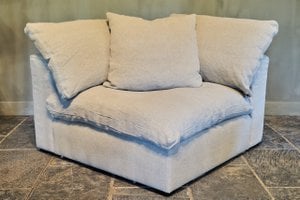 SOFA - REBORN CORNER