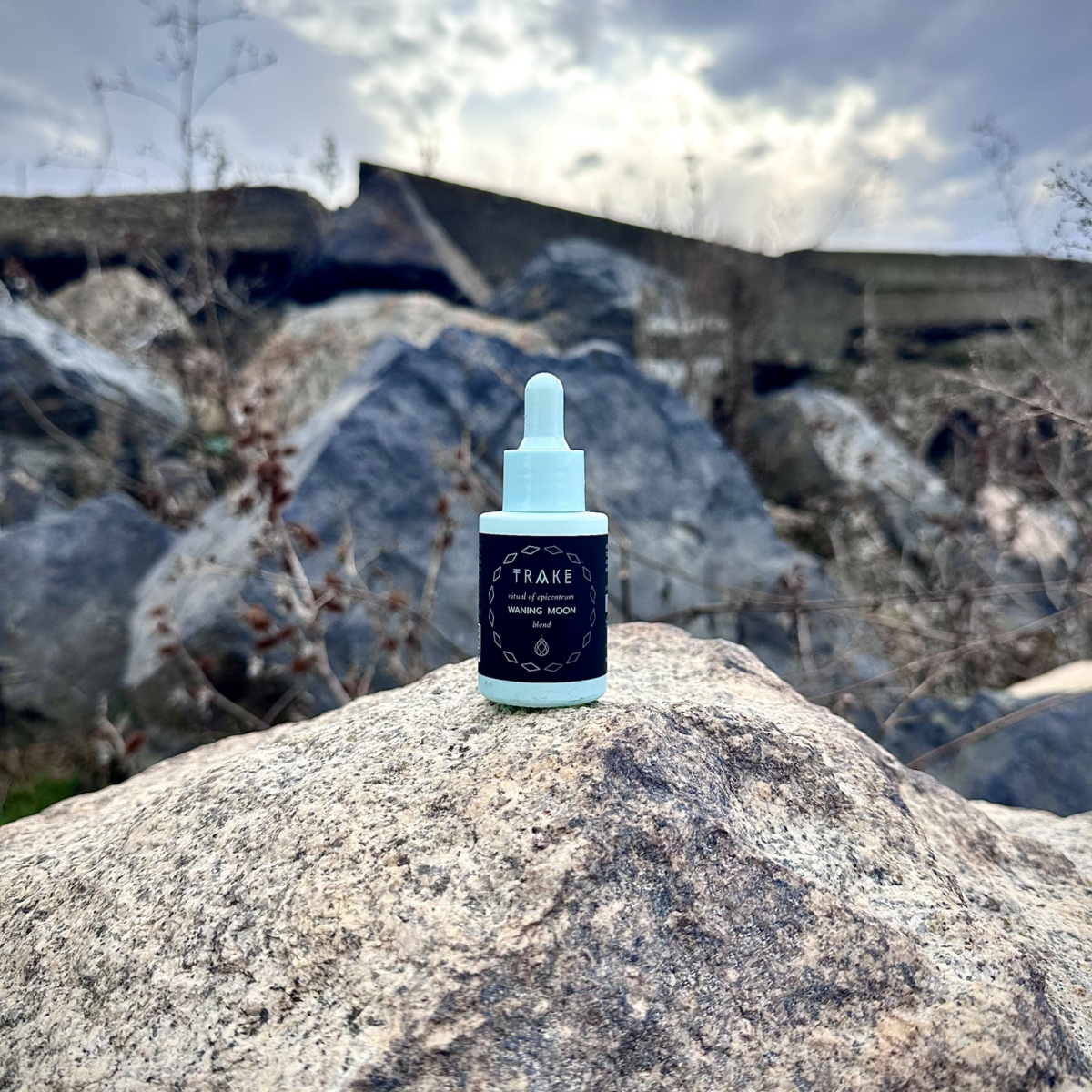 Afnemende maanritueel olie - roze peper, tea tree, wierook en grapefruit - emotionele release, schone schoonheid, veganistisch - 30 ml