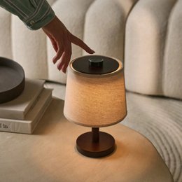 Rover dunkelbraune wiederaufladbare Holzlampe