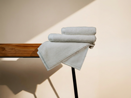 Pamukia GOTS Juego de baño para uno – Toalla, toalla de baño y alfombrilla de baño | 100 % Algodón Orgánico | 650 G/M