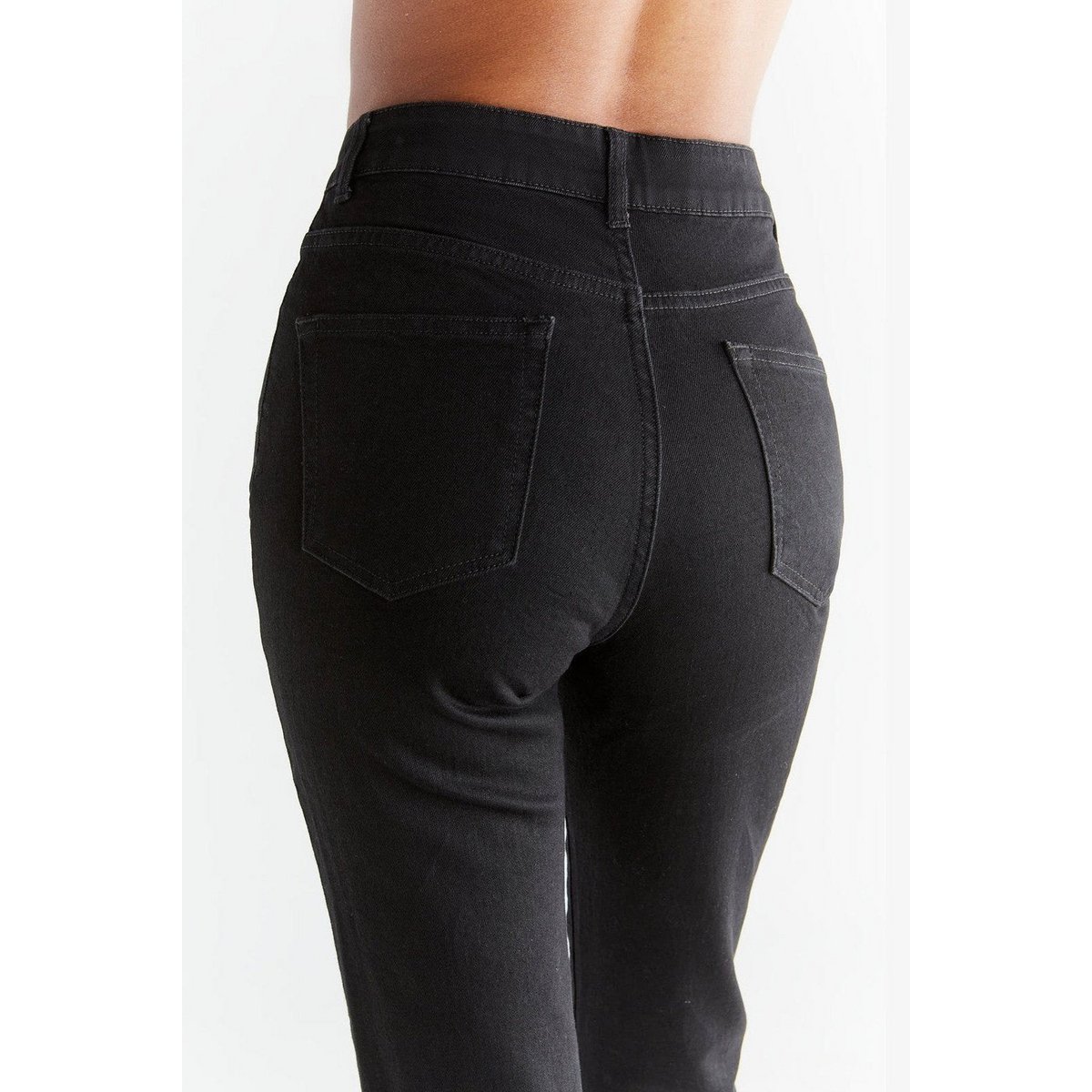 coal-black 32W*32L