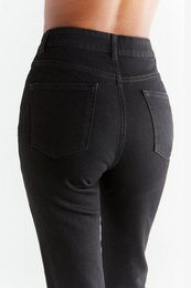 coal-black 32W*32L
