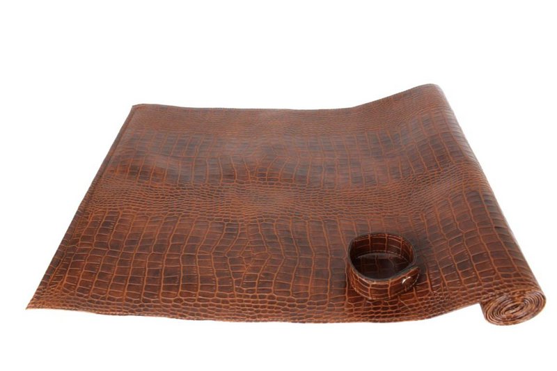 Runner da tavolo in pelle di coccodrillo marrone chiaro 150 cm ecopelle