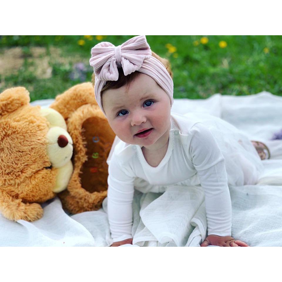 CAROLINE ROZE BOOG