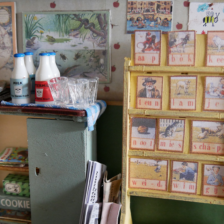 Mobiliario en kit - Aula - La Casa del Ratón