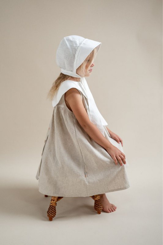 Children's bonet Eva White