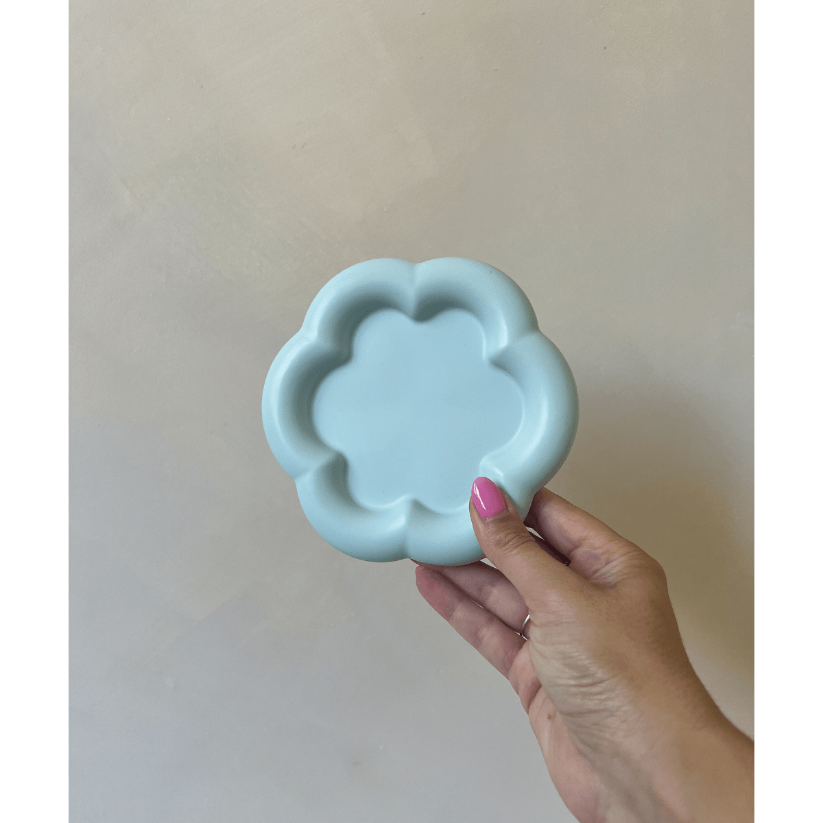 Daisy Tray