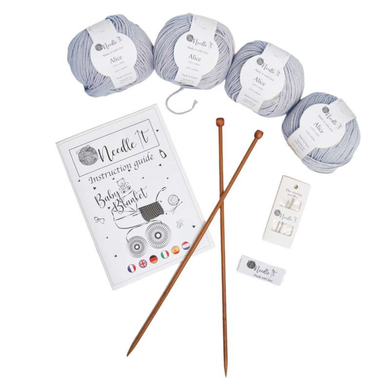 NEEDLE IT® Kit Completo de Tejer para Principiantes con Agujas de Tejer - Manta de Bebé para Tejer DIY - Idea de Regalo (Azul Cielo)