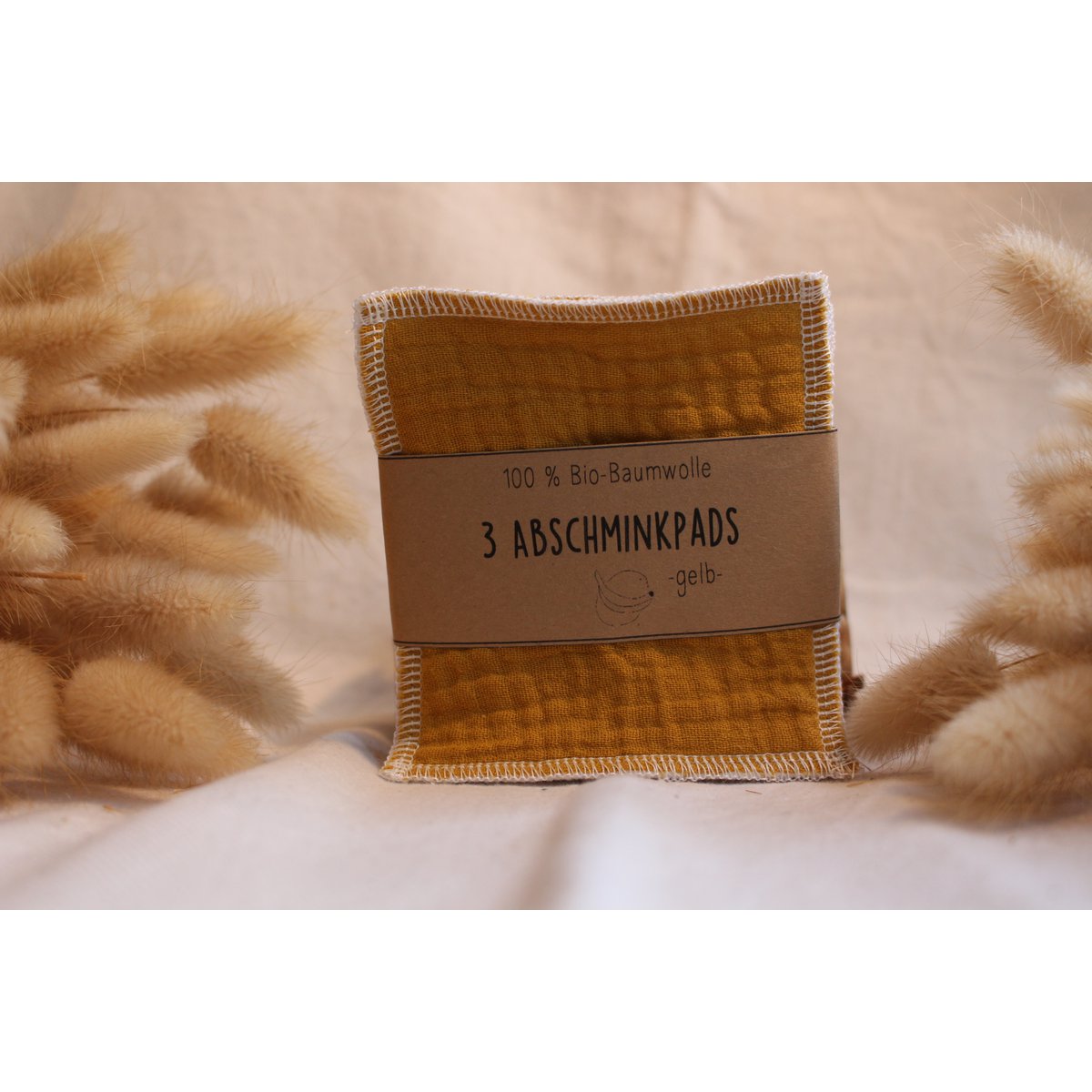 Washable make-up removal pad