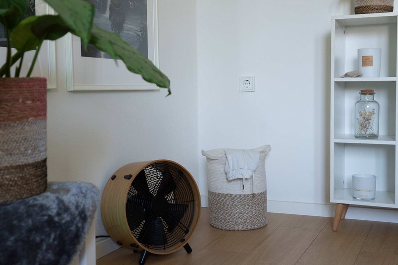 Stor vaskeri kurv lavet af jute og bomuld