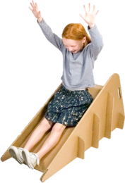 Toboggan en carton pour tout-petits