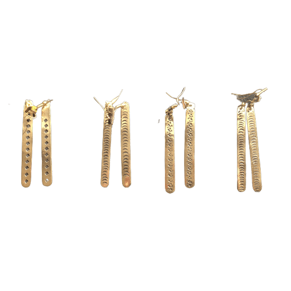 Orecchini in ottone fatti a mano unici.
