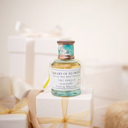 Biblioteca de flores True Vanilla Eau de Parfum
