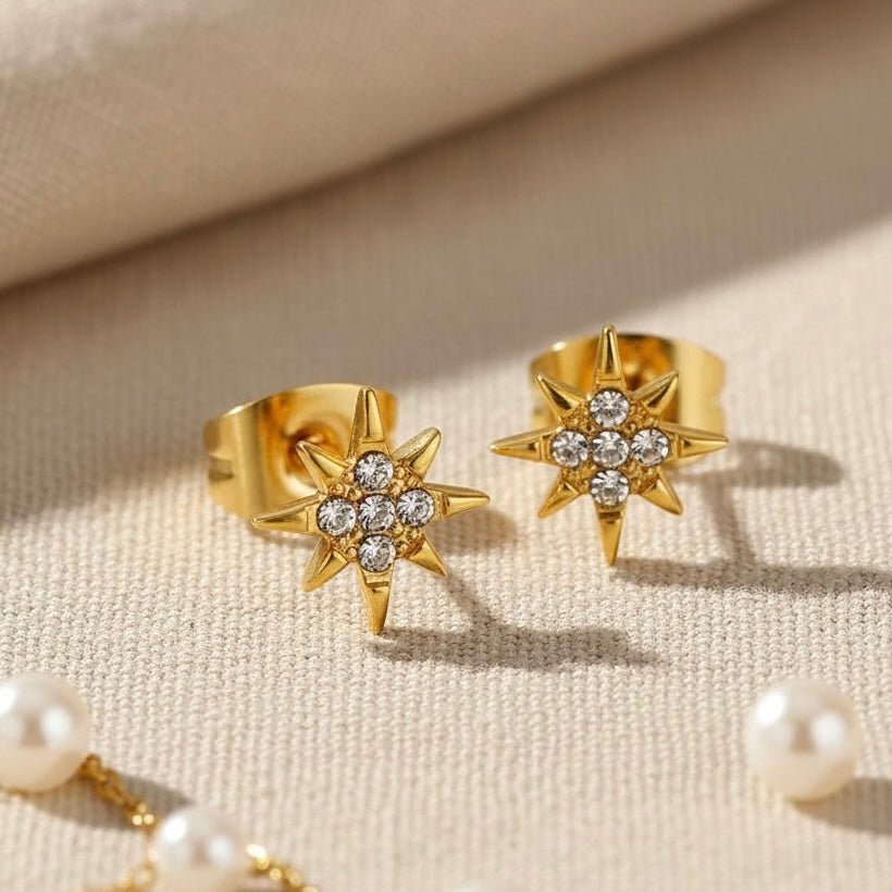 Tiny Stars - Gouden steroorknopjes met zirkonia's