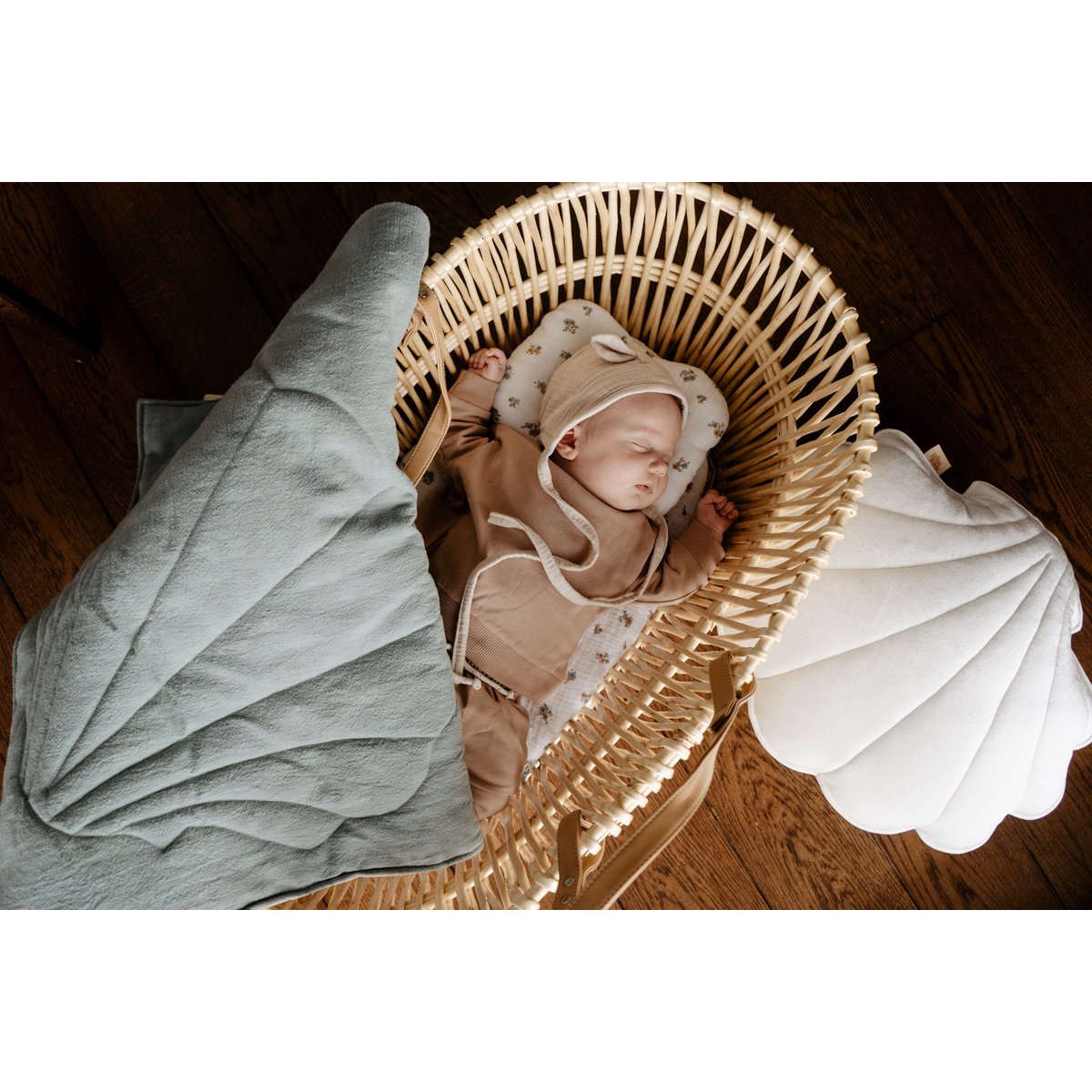 Leinenschalen-Kinderdeckenset "Eye of the sea"