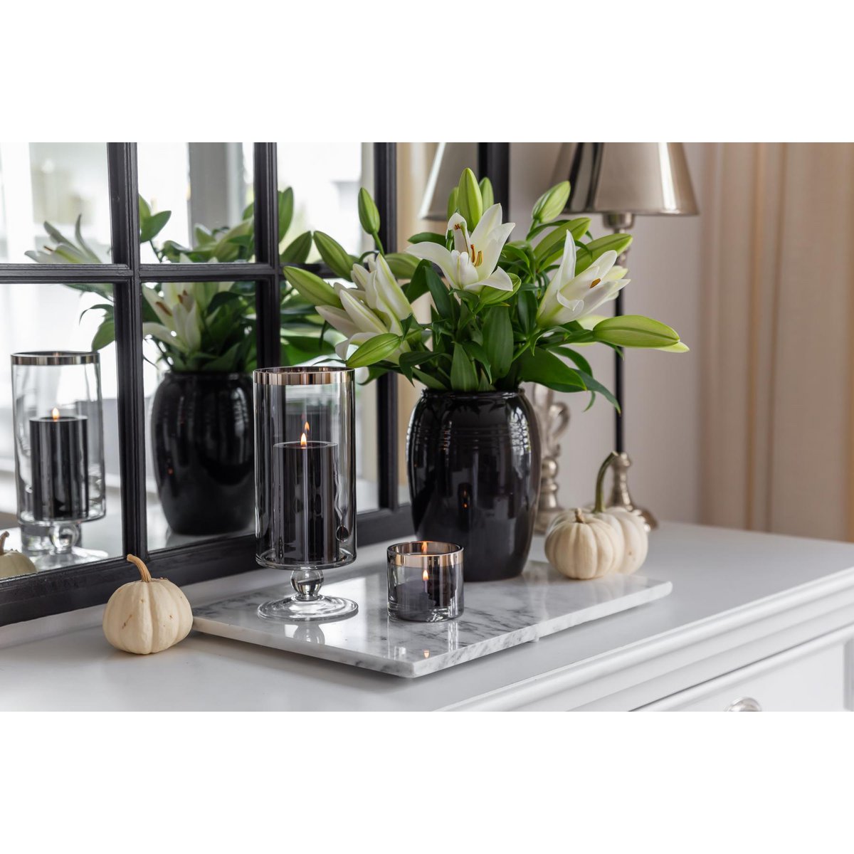 Lantern Stella (H 23 cm, ø 9.5 cm), dark crystal glass with platinum rim, hand-blown