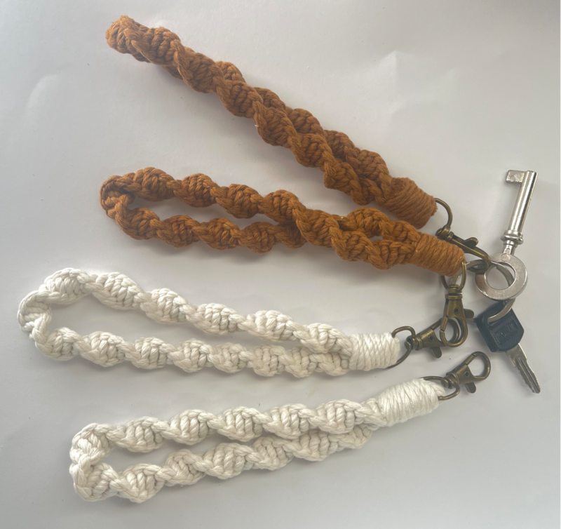Macrame nøglering 20.cm sæt med 4 stk.