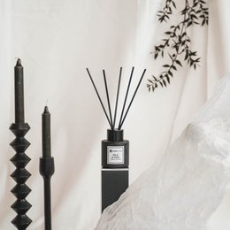 Duftstäbchen-Diffusor – Wild und frei – Süßes Parfüm – 50 ml