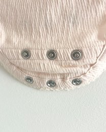 Strampler in Knitteroptik