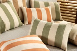 Dutch Decor CYRUS - Outdoor cushion 40x60 cm - Swamp - Green