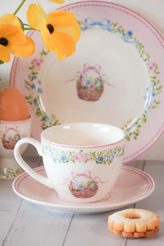 Cup & saucer Easter Joy pink 250 ml Isabelle Rose