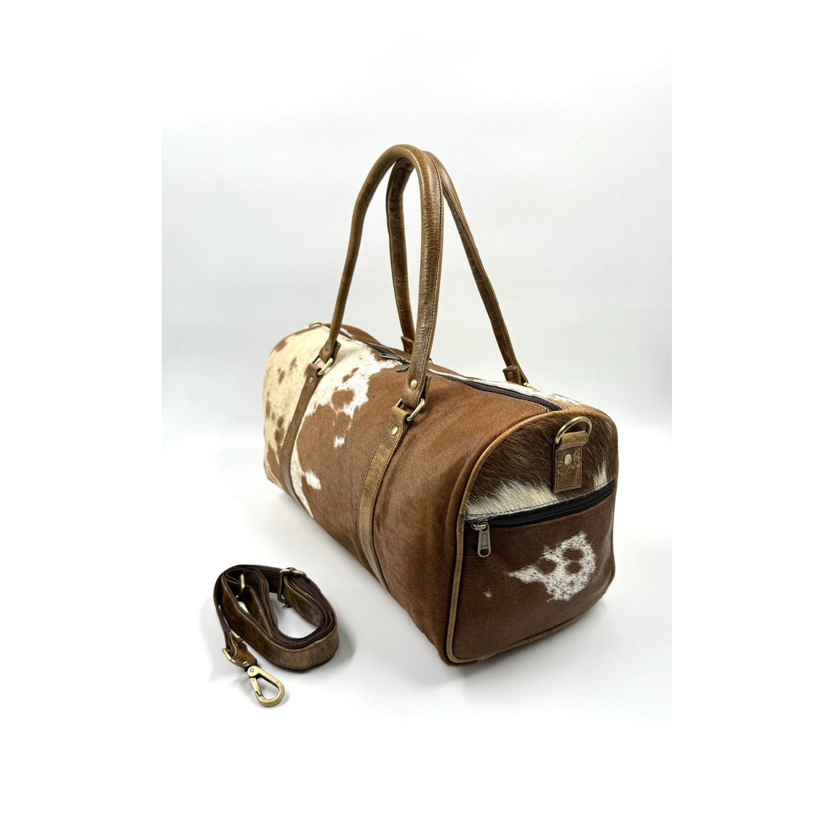 Handmade Leather & Natural Fur Travel Bag – Artisan 42cm "Apex" Duffle & Unique Unisex Weekender