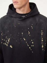 Urban-Chic Hoodie – from Ultra-Soft Material for a Strong Presence