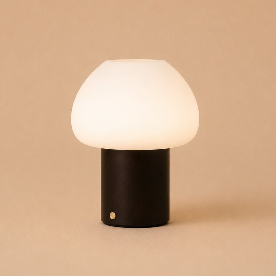 Lampe rechargeable en bois marron foncé Fynn
