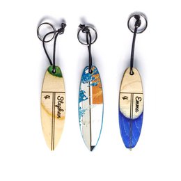 Llavero de madera, llavero de tabla de surf personalizado, hecho de madera de skate reciclada