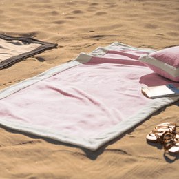 Beach Towel 90x170cm  519 Gum Pink  / Vanilla