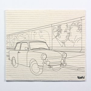 Sponge cloth furbi: Trabi in front of the Berlin Wall
