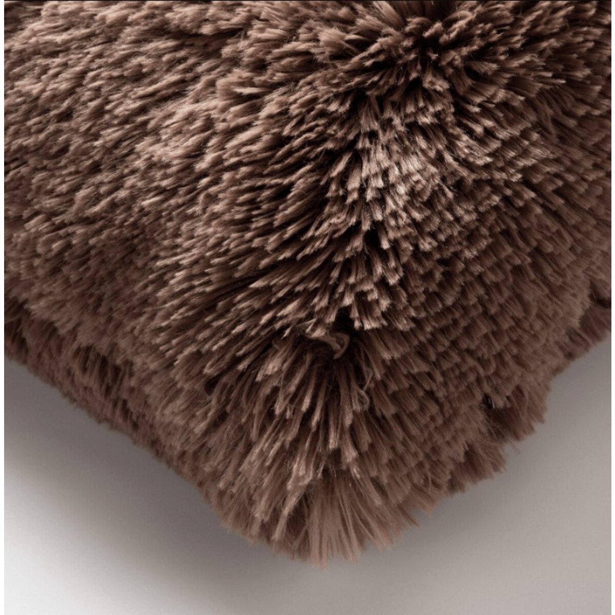 Dutch Decor FLUFFY - Decorative cushion 45x45 cm - super soft - solid color - Chocolate Martini - dark brown