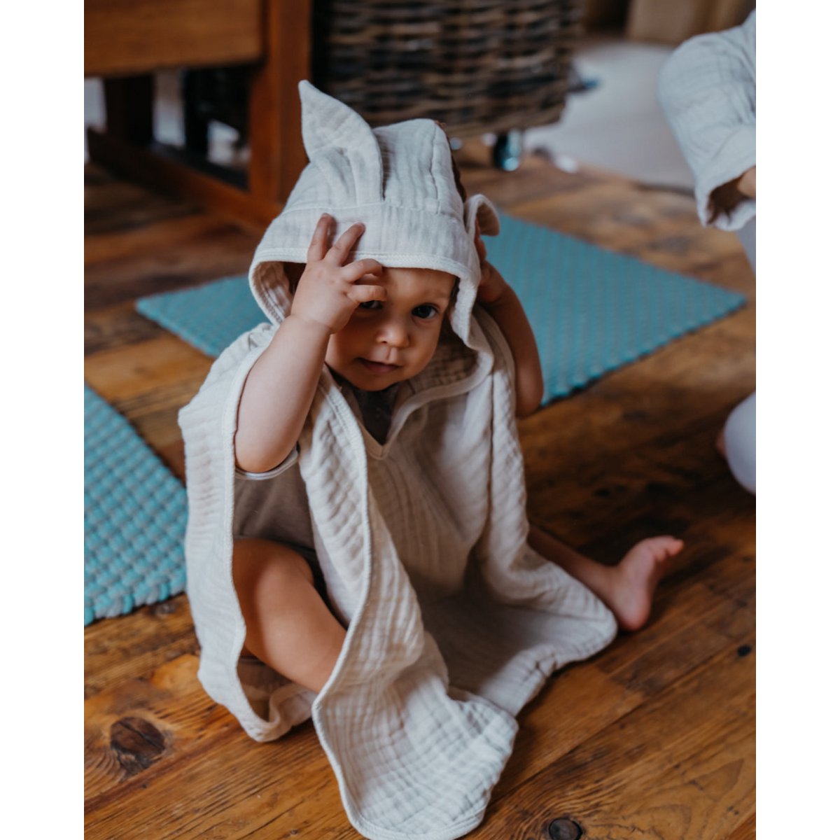 Muslin bath poncho