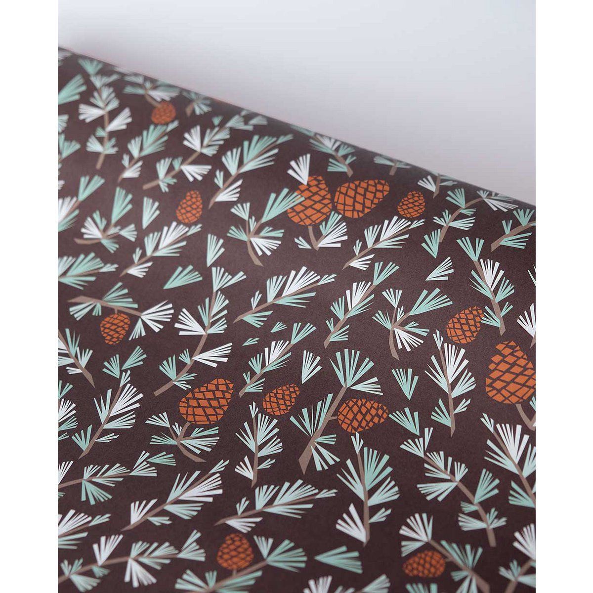 Dennenappel cadeaupapier