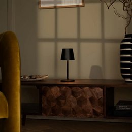 James Black Rechargeable Table Lamp